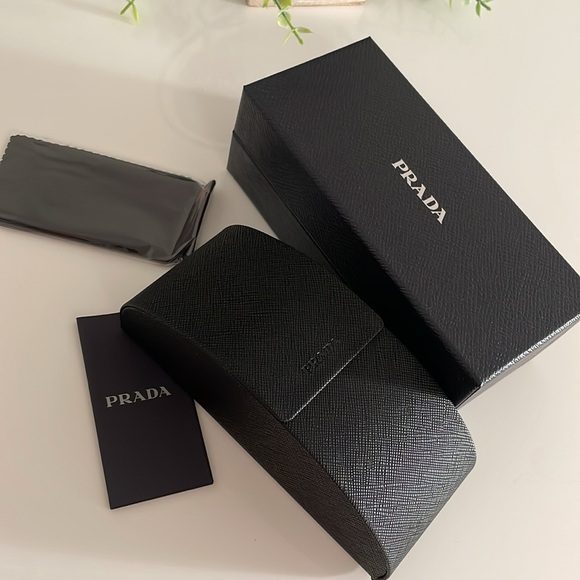 New✨authentic Prada Women's PR03YS 53mm sunglasses - Picture 11 of 15